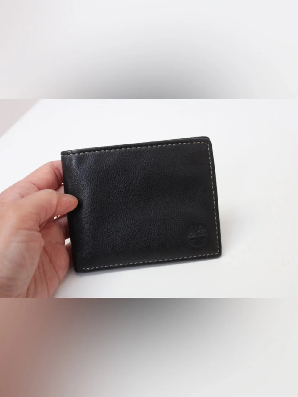 NWOT Timberland bifold wallet